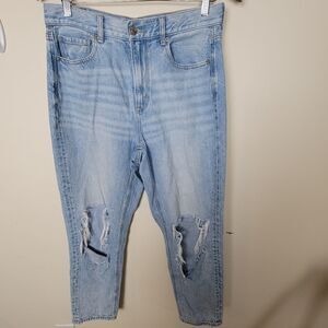 American Eagle Mom Jean Light Wash Destroyed 8